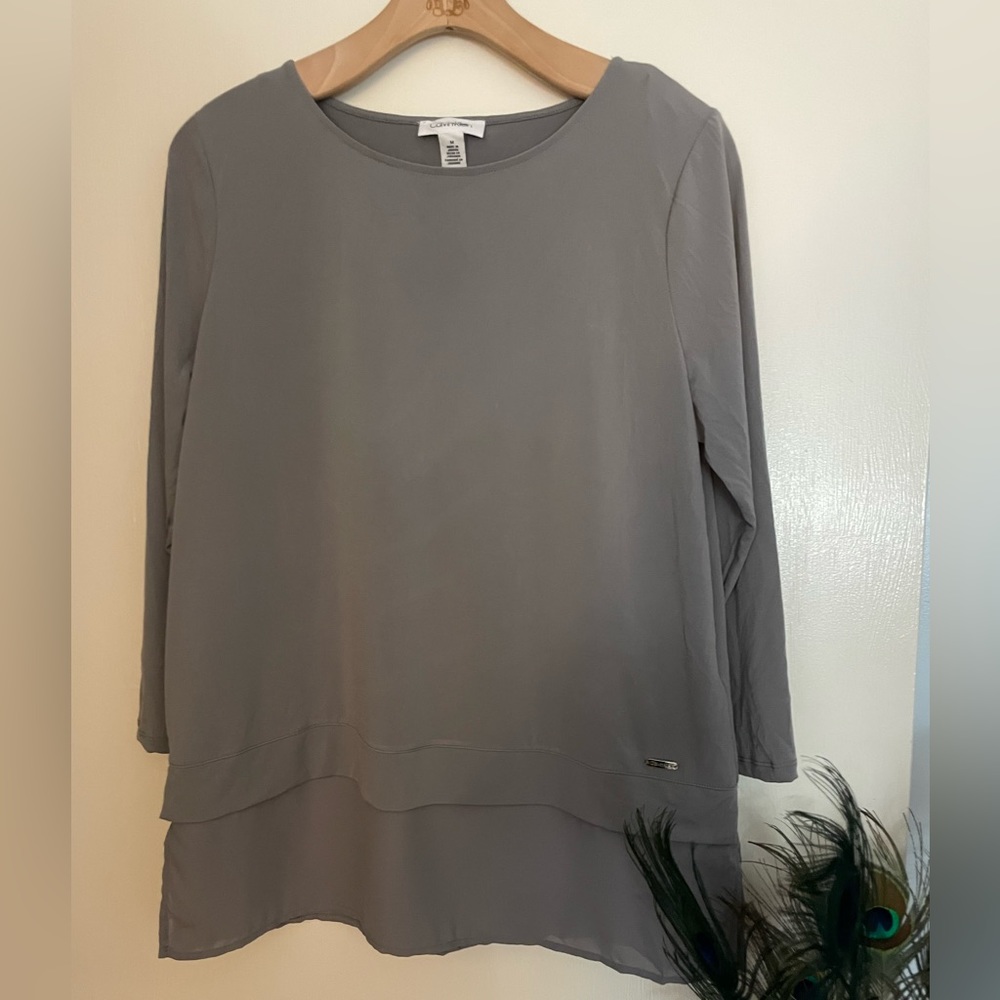 Calvin Klein  2 tiered 3/4 sleeve grey tunic, size M